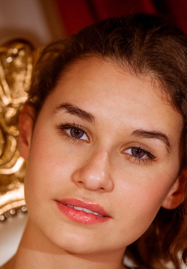 Анна, 19 лет, 3 размер груди